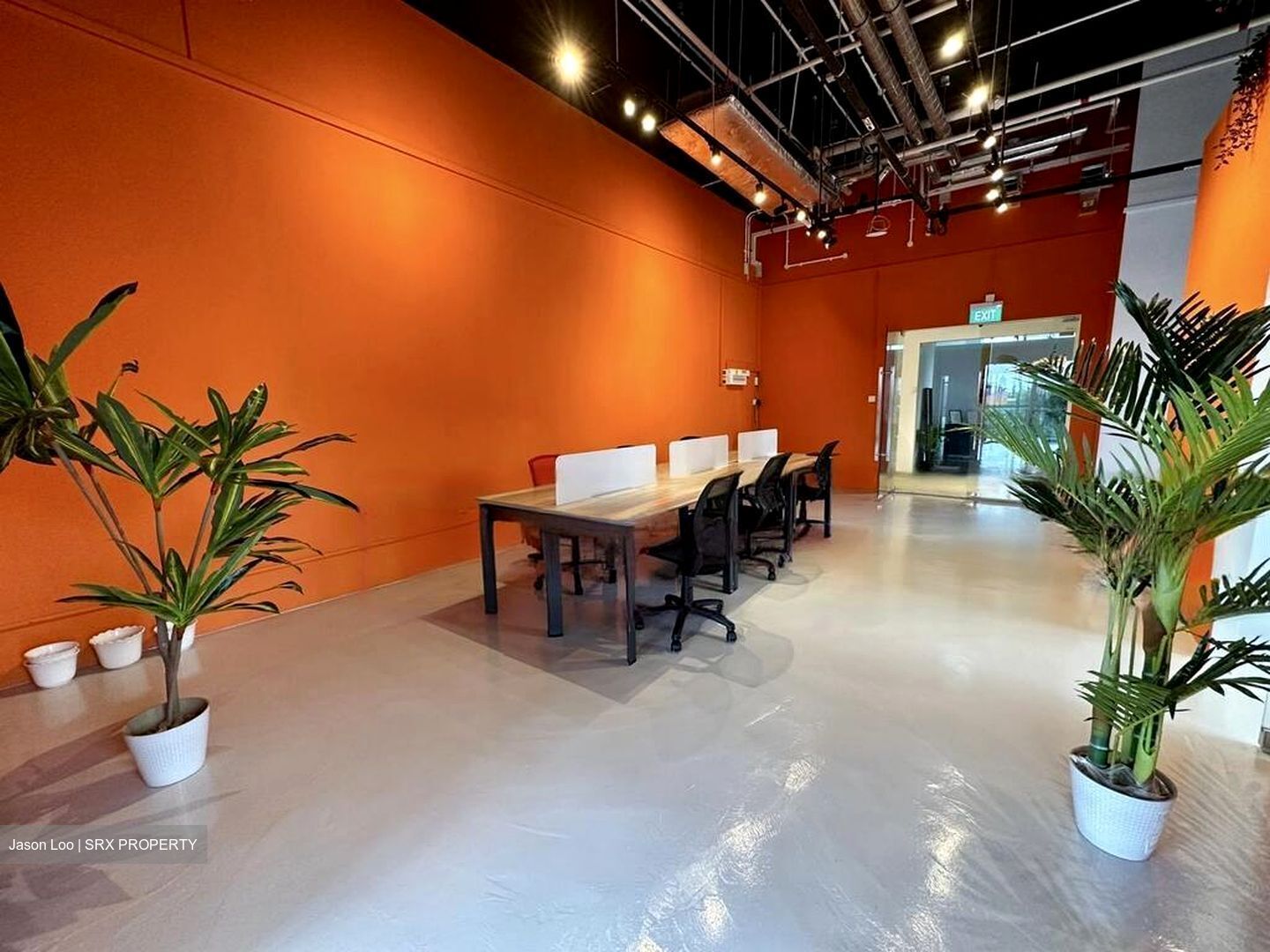Woods Square (D25), Office #467123401